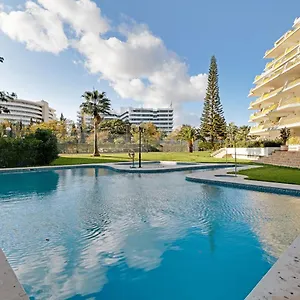 Apartment Design With Pool By Homing, Vilamoura